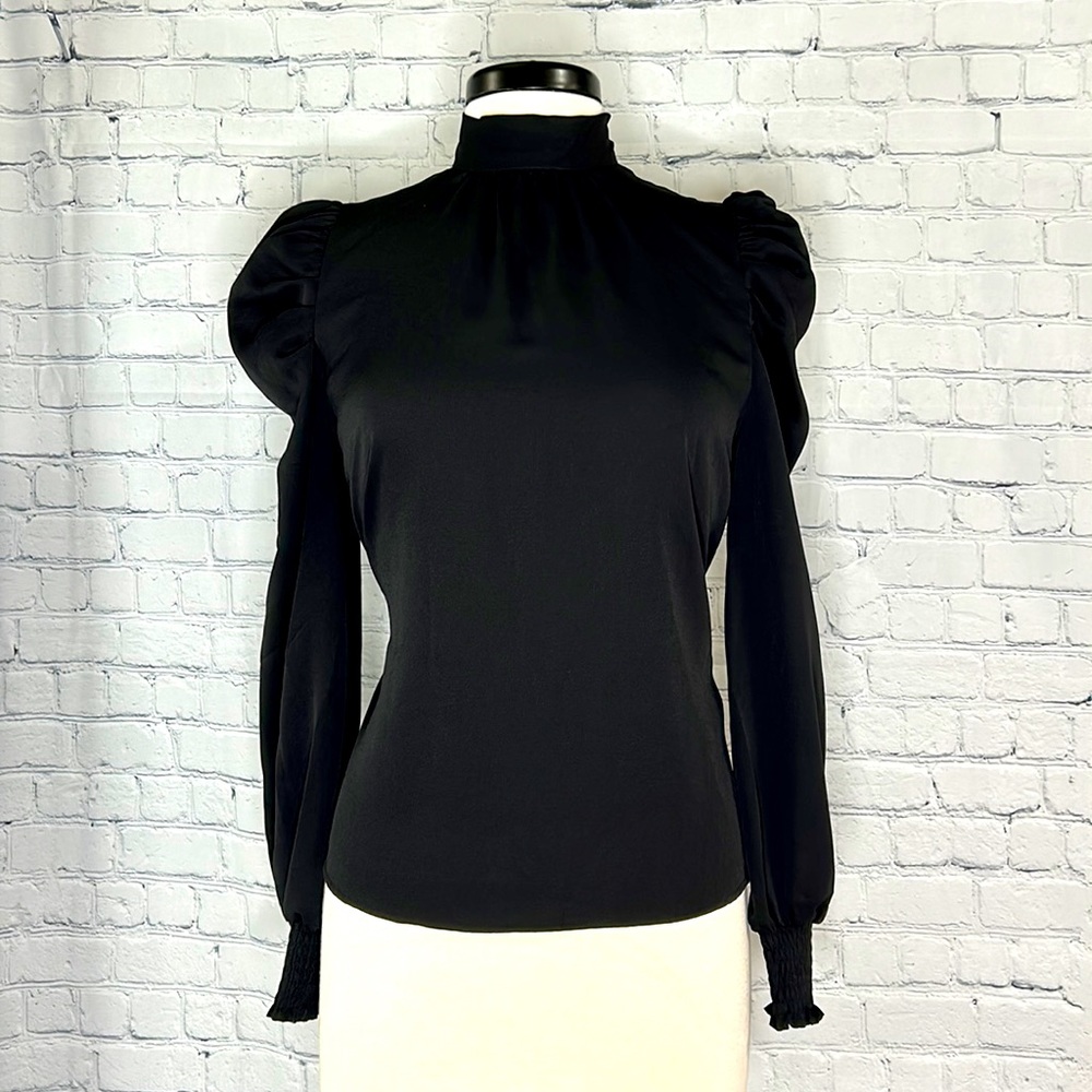 ✨ Ladies Long Sleeve Elegant Black Blouse 🖤 S